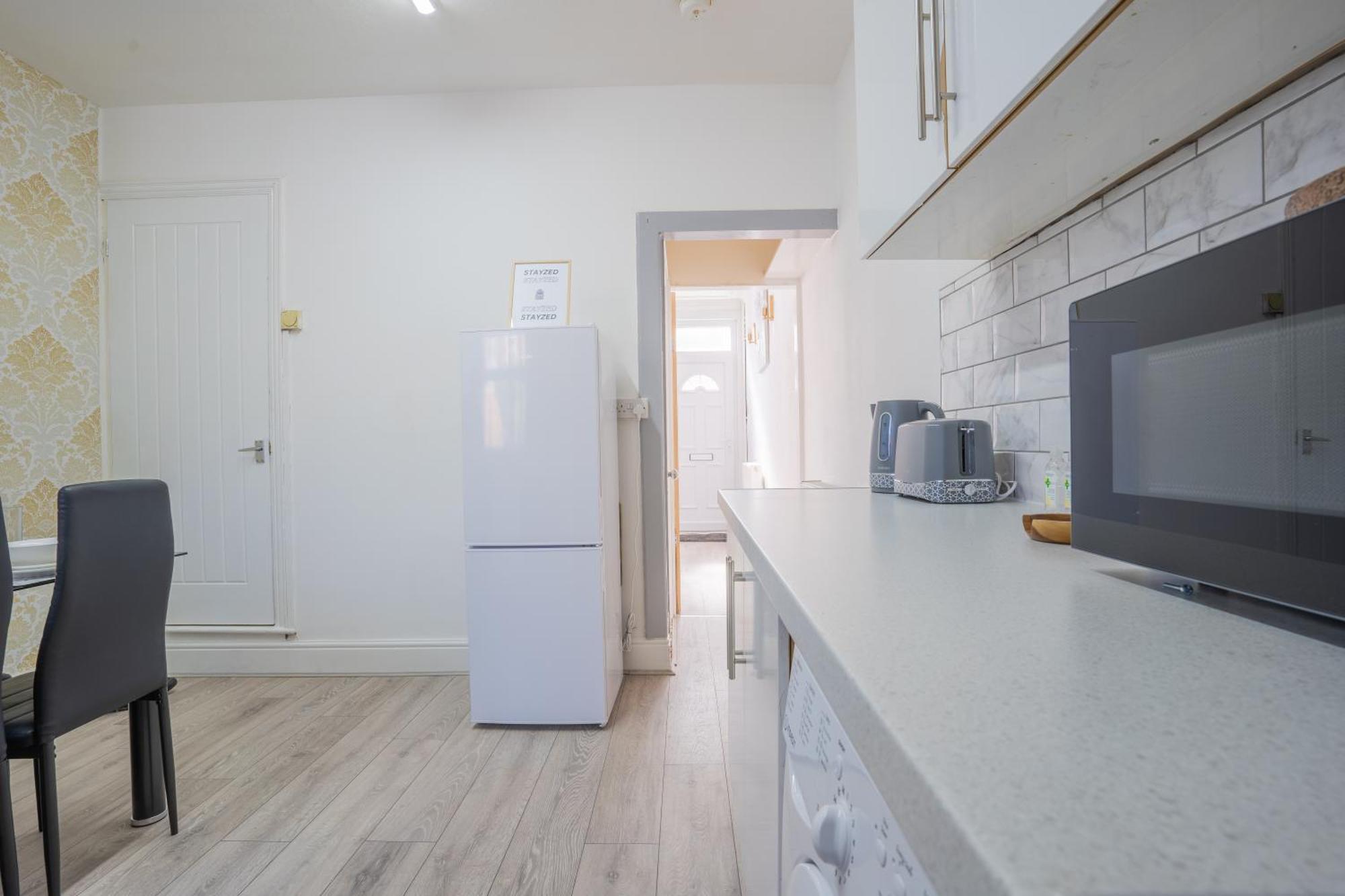Stayzed E - Ng7 Free Wifi, Parking, Stylish House Near City Centre - Great For Tourists, Families, Contractors & Long Stays Nottingham Exterior photo